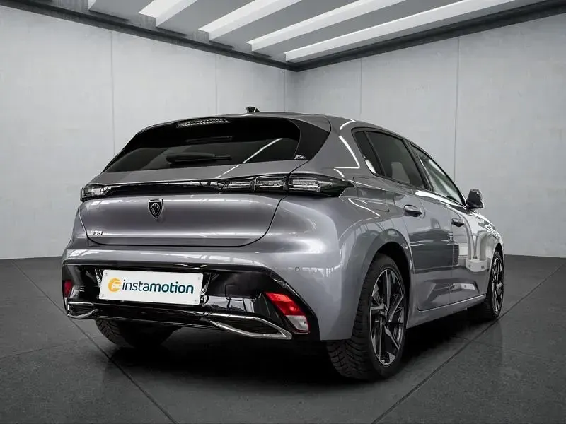 Gebraucht Peugeot 308 131 PS (96 kW) 2024 Grau Kleinwagen