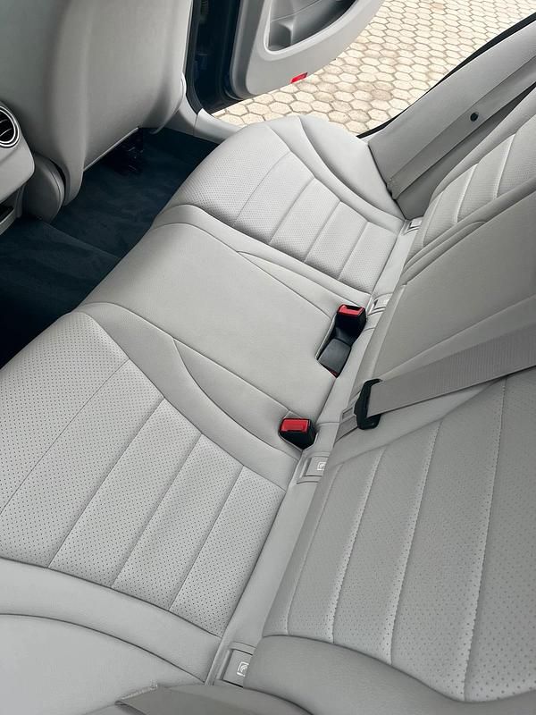 Gebraucht Mercedes C220 170 PS (125 kW) 2017 Blau Kombi