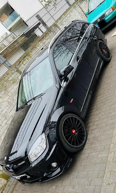 Schwarz Gebraucht 2010 Mercedes C200 Kombi | 8.500 € - Bild 1/4