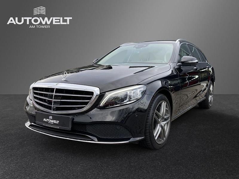 Gebraucht Mercedes C300 245 PS (180 kW) 2021 Schwarz Limousine