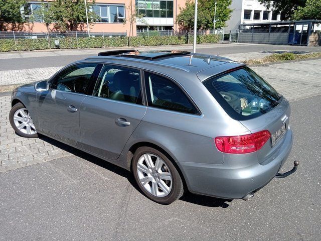 Gebraucht Audi A4 239 PS (175 kW) 2010 Grau metallic Kombi