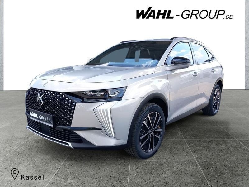 Grau Gebraucht 2025 DS Automobiles DS7 Crossback SUV | 33.990 € (Fairer Preis) - Bild 1/4