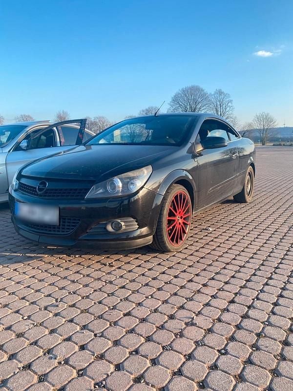 Gebraucht Opel Astra Cabriolet 140 PS (102 kW) 2006 Schwarz Cabrio