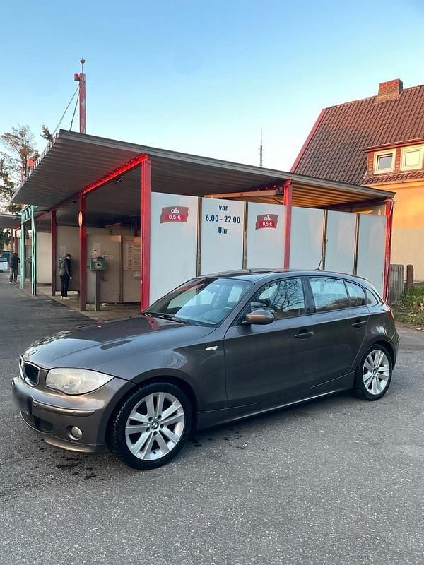 Gebraucht BMW 120 150 PS (110 kW) 2006 Braun Kleinwagen