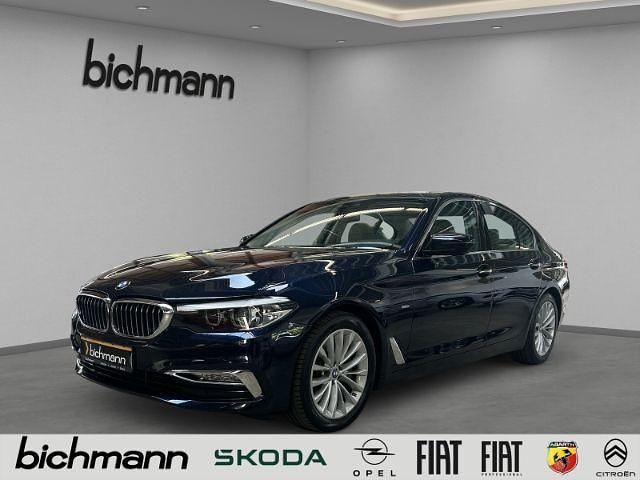 Blau Gebraucht 2017 BMW 530 Luxury Line Limousine | 25.990 € (Fairer Preis) - Bild 1/4