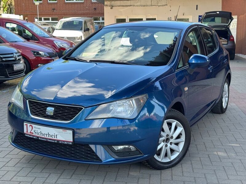 Blau Gebraucht 2013 Seat Ibiza Stylance Limousine | 6.999 € (Etwas zu teuer) - Bild 1/4