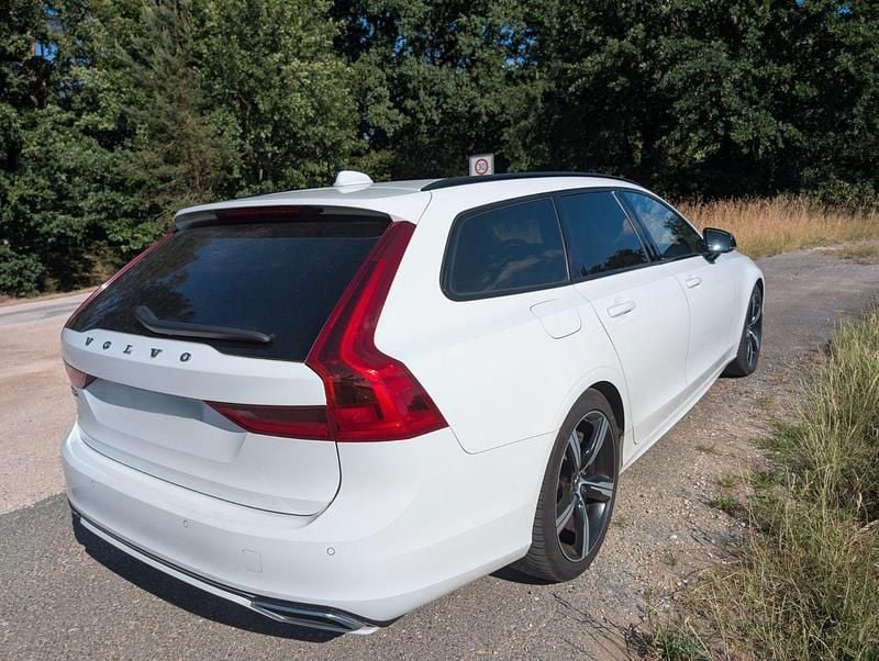 Gebraucht Volvo V90 R-Design 190 PS (139 kW) 2019 Schwarz Kombi