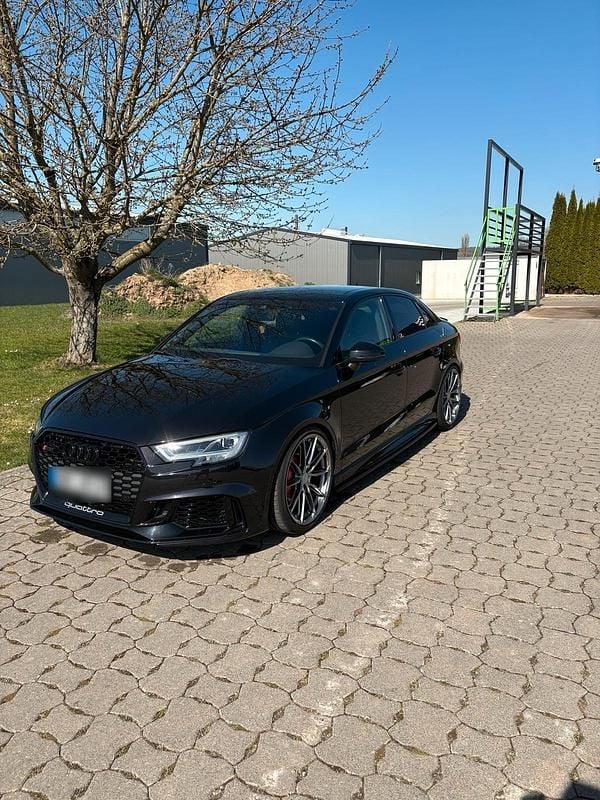 Gebraucht Audi RS3 Advanced 400 PS (294 kW) 2018 Schwarz Limousine