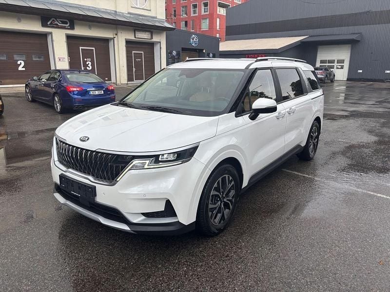 Weiß Gebraucht 2021 Kia Carnival Van / Kleinbus | 29.950 € - Bild 1/4