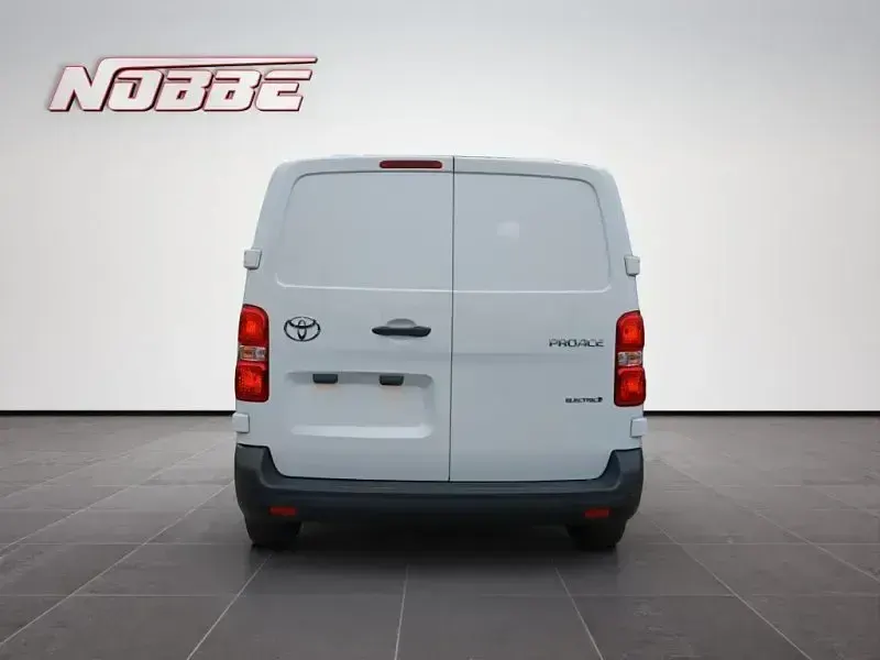 Neu Toyota Proace Comfort 100 kW (136 PS) 2025 Weiß Van / Kleinbus