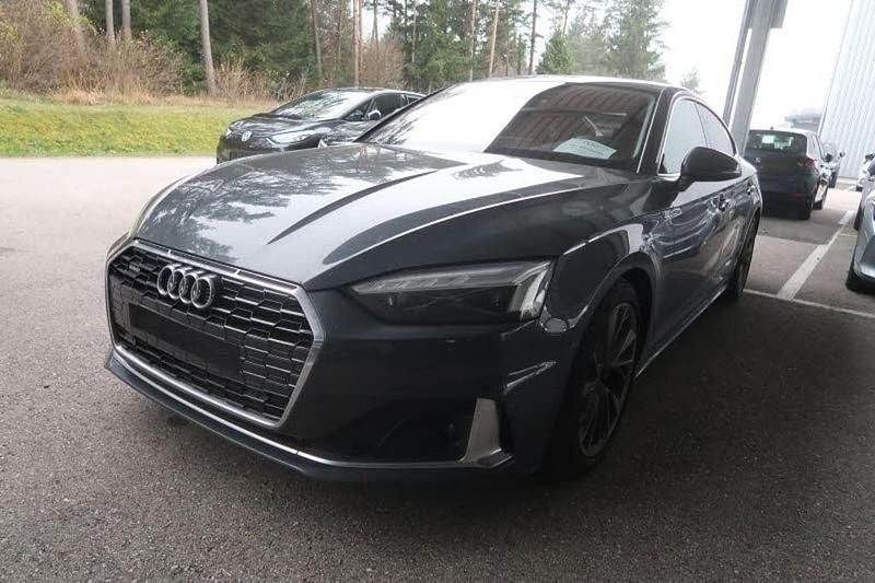 Grau Gebraucht 2020 Audi A5 Sportback Sport Kleinwagen | 29.950 € (Etwas zu teuer) - Bild 1/3