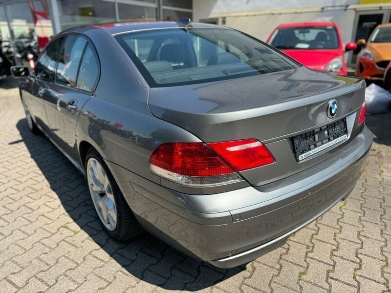 Gebraucht BMW 730 Shadowline 231 PS (169 kW) 2007 Grau Limousine