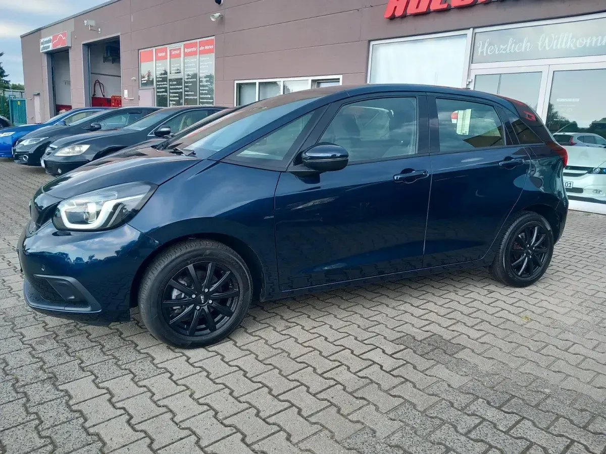 Gebraucht Honda Jazz Elegance 98 PS (72 kW) 2022 Midnight blue beam m Kleinwagen