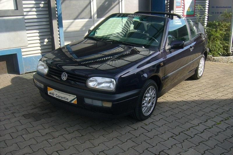 Gebraucht VW Golf Cabriolet 90 PS (66 kW) 1996 Braun Cabrio