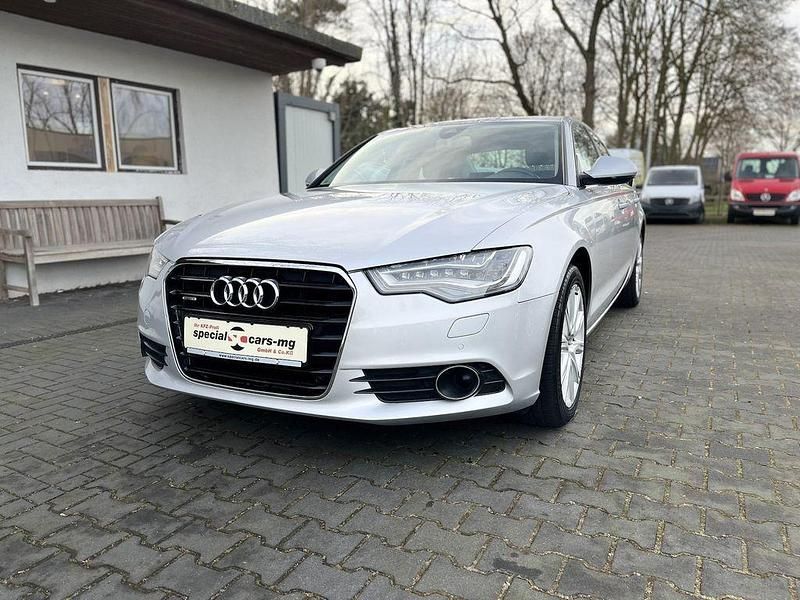 Gebraucht Audi A6 Ambiente 245 PS (180 kW) 2015 Eissilber metallic (metallic) Limousine