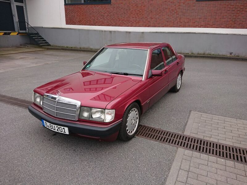 Rot Gebraucht 1992 Mercedes 190 Limousine | 8.950 € - Bild 1/4