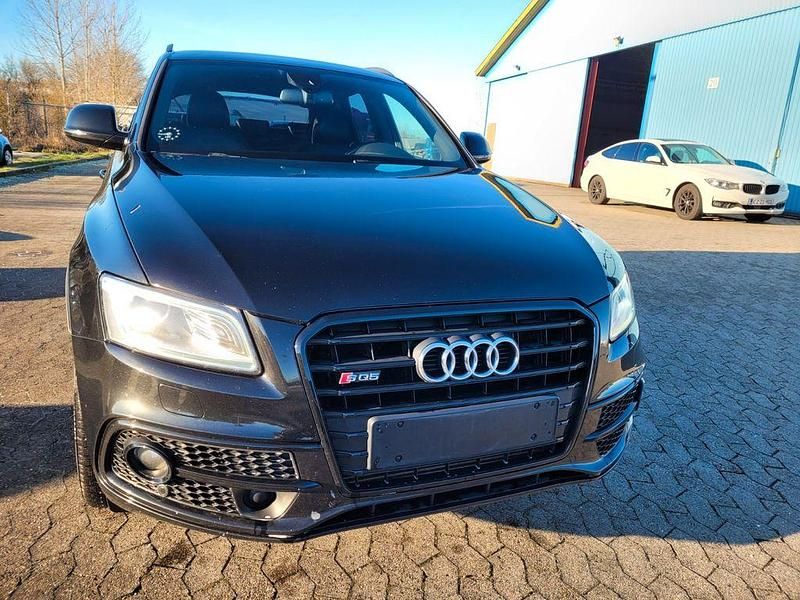 Schwarz Gebraucht 2016 Audi SQ5 Competition SUV | 16.900 € (Superpreis) - Bild 1/4