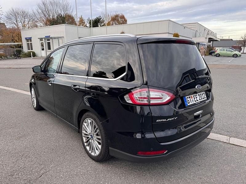 Gebraucht Ford Galaxy Titanium 179 PS (131 kW) 2016 Schwarz Van / Kleinbus