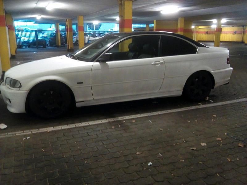 Schwarz Gebraucht 1998 BMW 320 Coupé | 4.000 € (Fairer Preis) - Bild 1/1