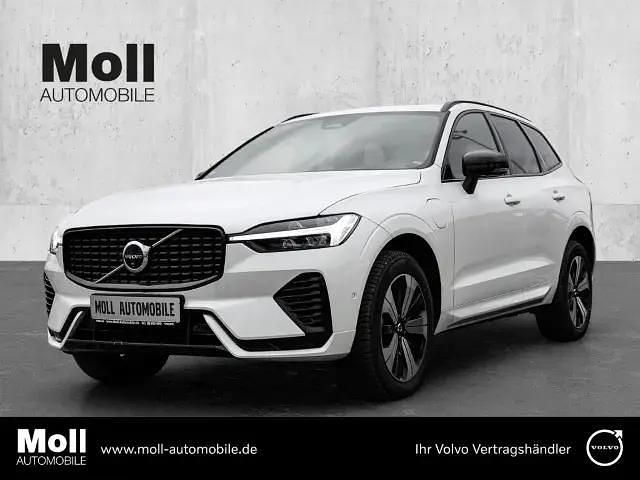 Weiß Gebraucht 2023 Volvo XC60 Plus SUV | 51.900 € (Fairer Preis) - Bild 1/4