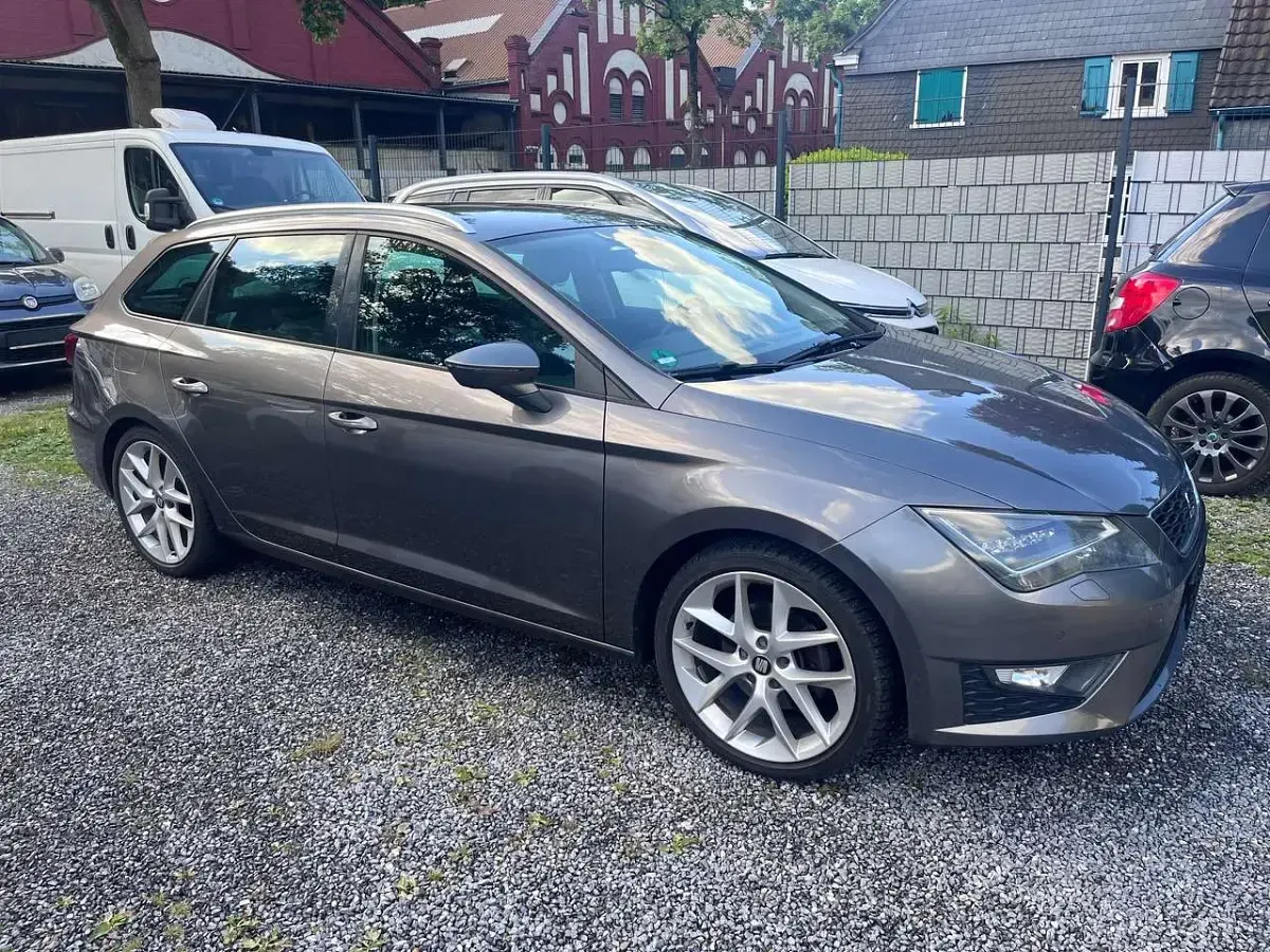 Gebraucht Seat Leon FR 125 PS (91 kW) 2015 "technic" grau Kombi