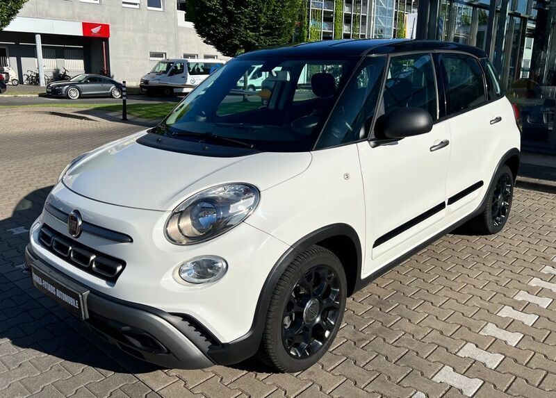 Weiß Gebraucht 2018 Fiat 500L Cross Van / Kleinbus | 9.000 € (Fairer Preis) - Bild 1/4