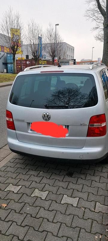 Gebraucht VW Touran 150 PS (110 kW) 2007 Silber Van / Kleinbus