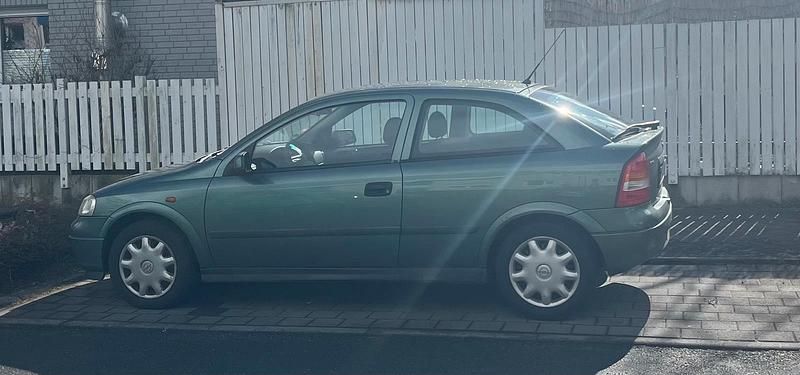 Gebraucht Opel Astra 101 PS (74 kW) 1998 Grün Coupé