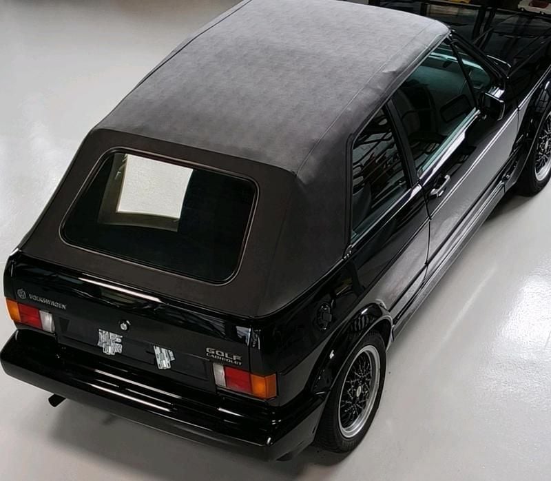Schwarz Gebraucht 1991 VW Golf Cabriolet Sportline Cabrio | 19.900 € - Bild 1/4