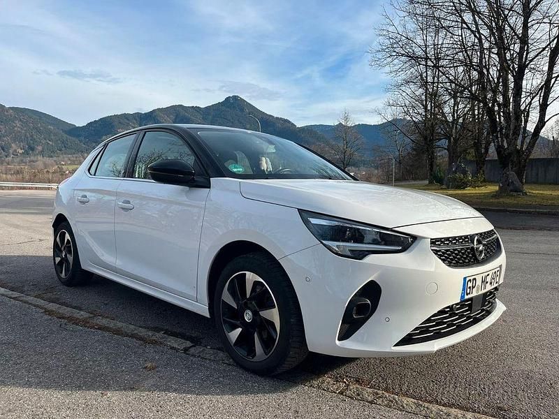 Gebraucht Opel Corsa-e 100 kW (136 PS) 2020 Schwarz Kleinwagen