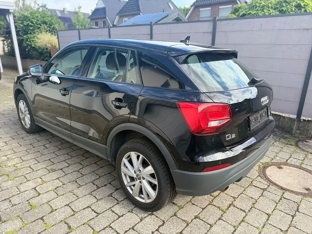 Gebraucht Audi Q2 116 PS (85 kW) 2019 Schwarz SUV