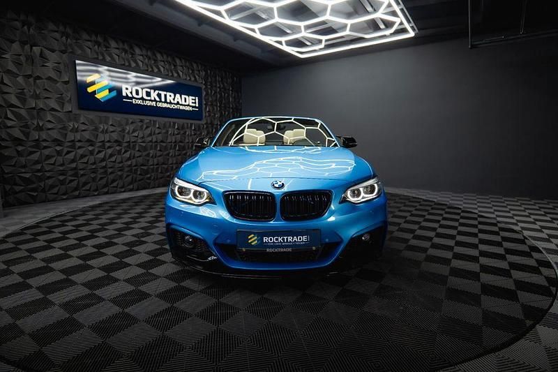 Second-hand BMW 230 Performance 252 CP (185 kW) 2018 Albastru Cabrio