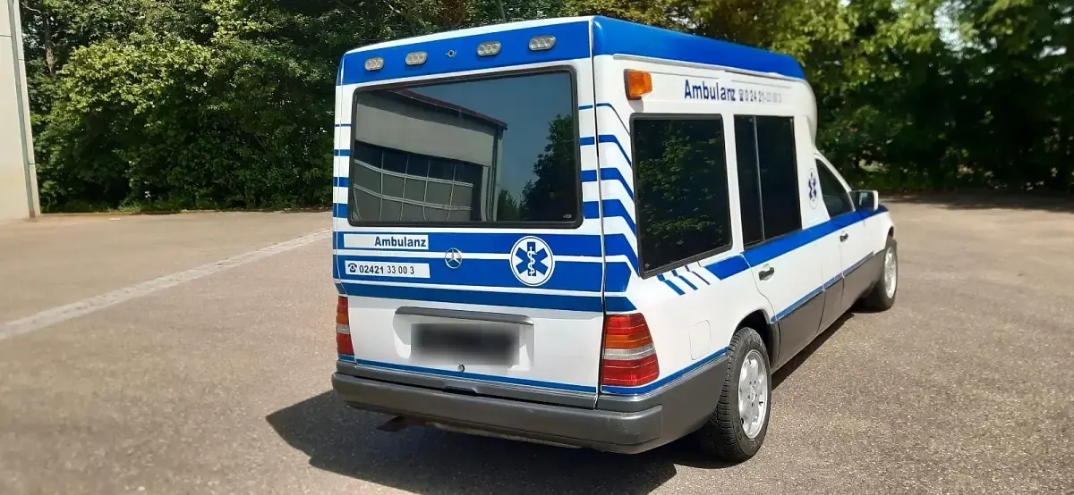 Gebraucht Mercedes E250 113 PS (83 kW) 1994 Kombi