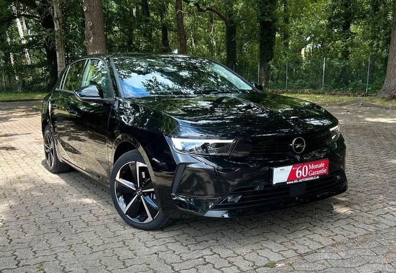 Gebraucht 2024 Opel Astra Business Elegance Limousine | 21.999 € (Superpreis) - Bild 1/4