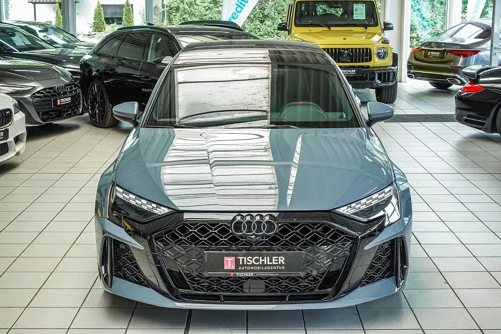 Gebraucht Audi RS3 Sport 400 PS (294 kW) 2025 Limousine