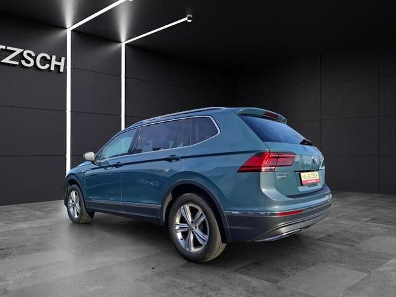 Gebraucht VW Tiguan Allspace Highline 150 PS (110 kW) 2021 Petroleum blue metallic SUV