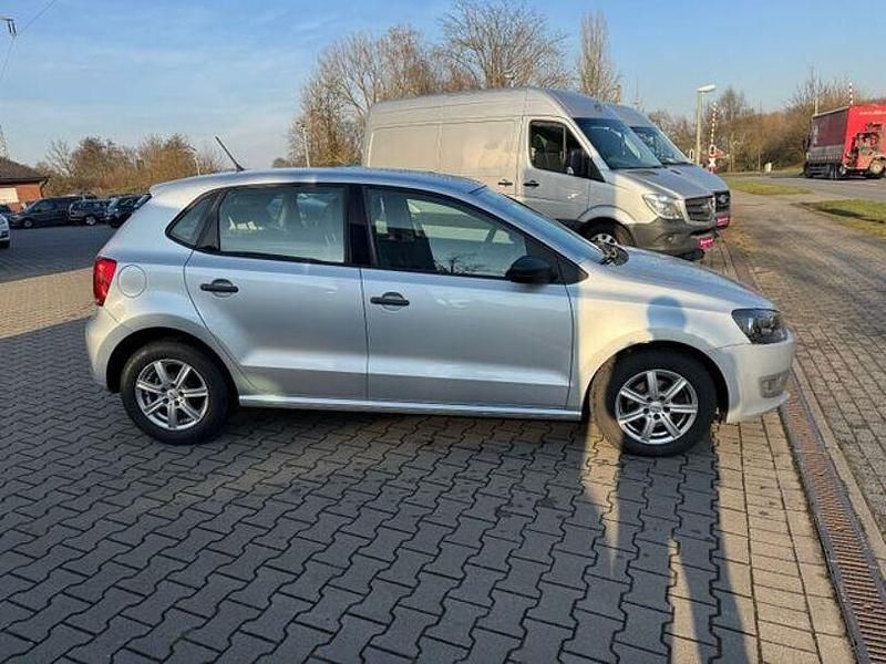 Gebraucht VW Polo Trendline 130 PS (95 kW) 2009 Silber Kleinwagen
