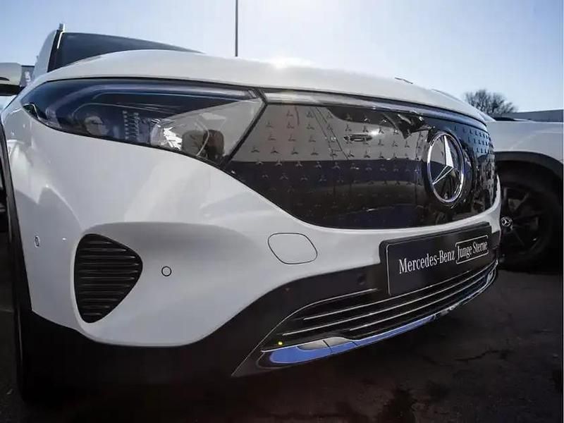 Gebraucht Mercedes EQB250+ Progressive 139 kW (190 PS) 2025 Weiss polarweiß SUV