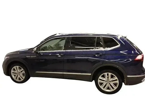 Gebraucht VW Tiguan Allspace Elegance 150 PS (110 kW) 2024 Atlantic blue metallic SUV