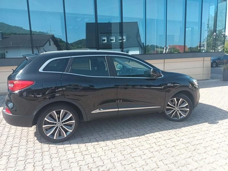 Schwarz Gebraucht 2017 Renault Kadjar Bose Edition SUV | 14.150 € (Guter Preis) - Bild 1/4
