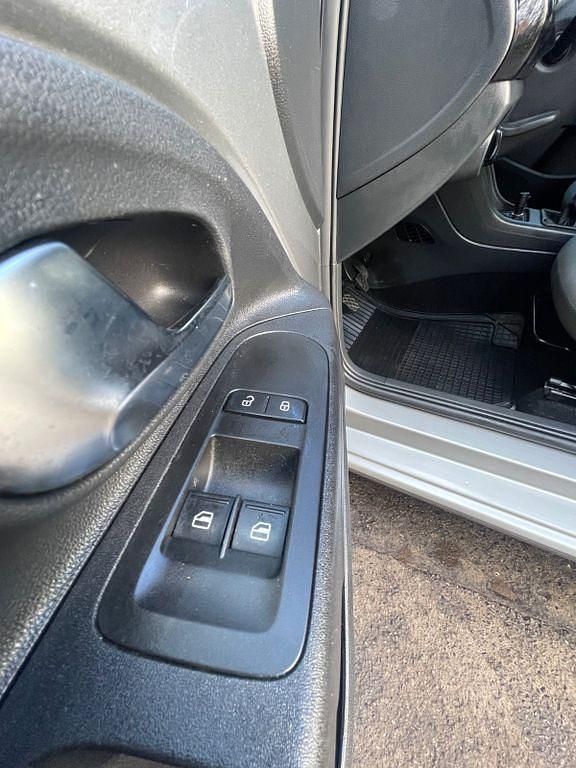 Gebraucht VW up! 60 PS (44 kW) 2015 Grau Kleinwagen