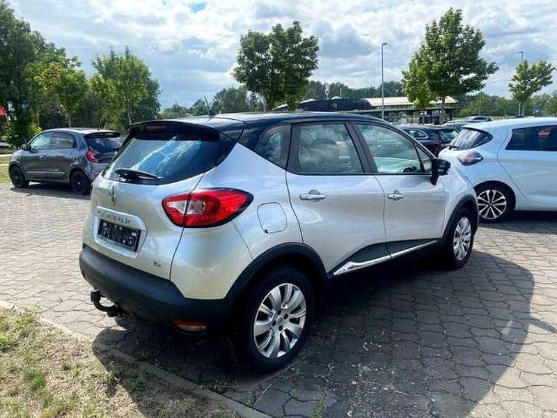 Gebraucht Renault Captur Experience 90 PS (66 kW) 2016 Silber SUV