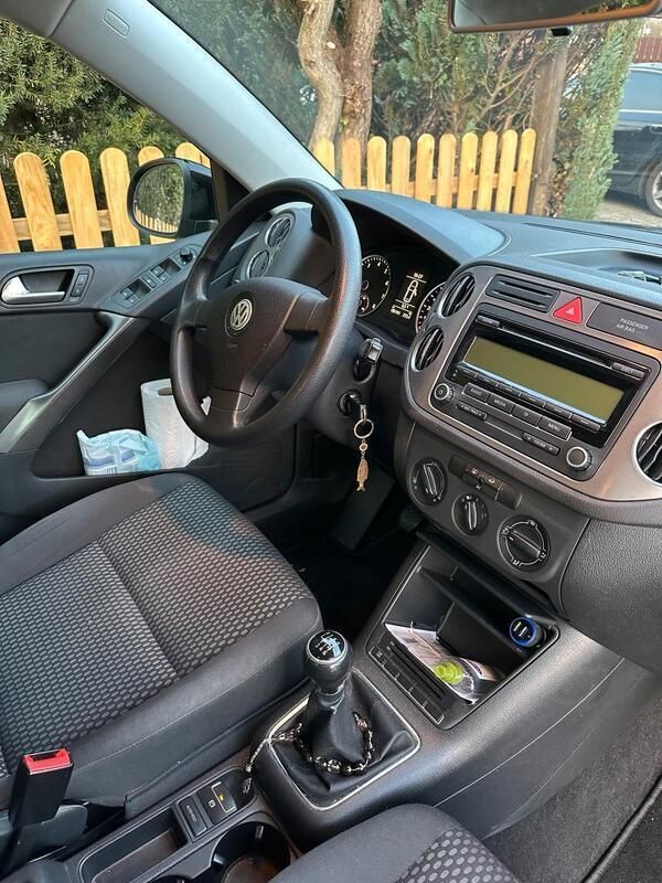 Schwarz Gebraucht 2009 VW Tiguan SUV | 6.500 € (Etwas zu teuer) - Bild 1/4