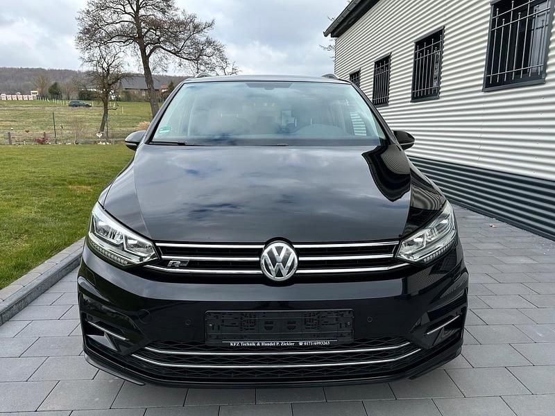 Gebraucht VW Touran R-line 150 PS (110 kW) 2018 Schwarz Van / Kleinbus