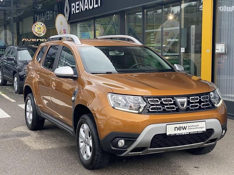 Orange Gebraucht 2018 Dacia Duster Prestige SUV | 12.850 € (Fairer Preis) - Bild 1/4