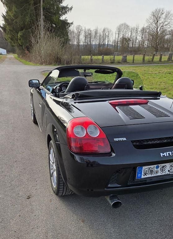 Gebraucht Toyota MR2 140 PS (102 kW) 2003 Schwarz Cabrio