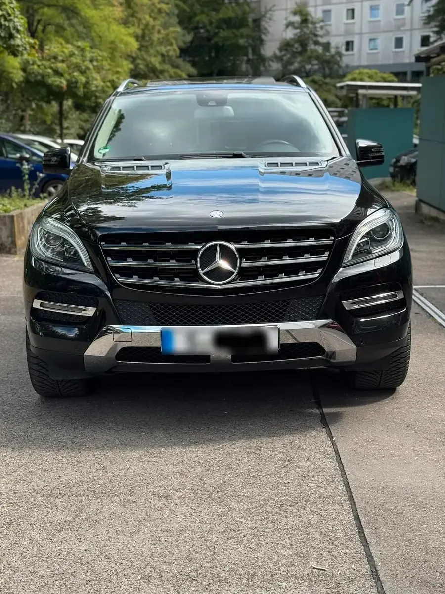 Gebraucht Mercedes ML350 258 PS (189 kW) 2015 Schwarz SUV