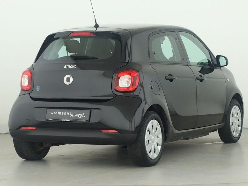 Gebraucht Smart ForFour Electric Drive 60 kW (82 PS) 2021 Karosserie in black Limousine
