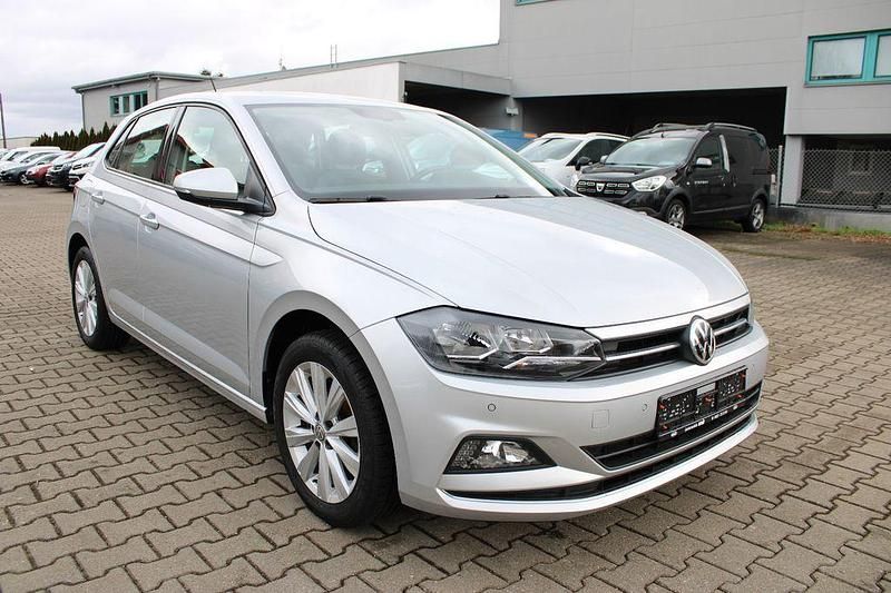 Gebraucht VW Polo 90 PS (66 kW) 2020 Silber Kleinwagen