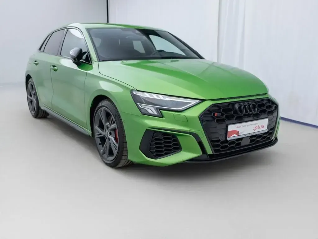 Gebraucht Audi S3 Ambiente 310 PS (228 kW) 2023 Individuallackierungen audi exclusive Limousine